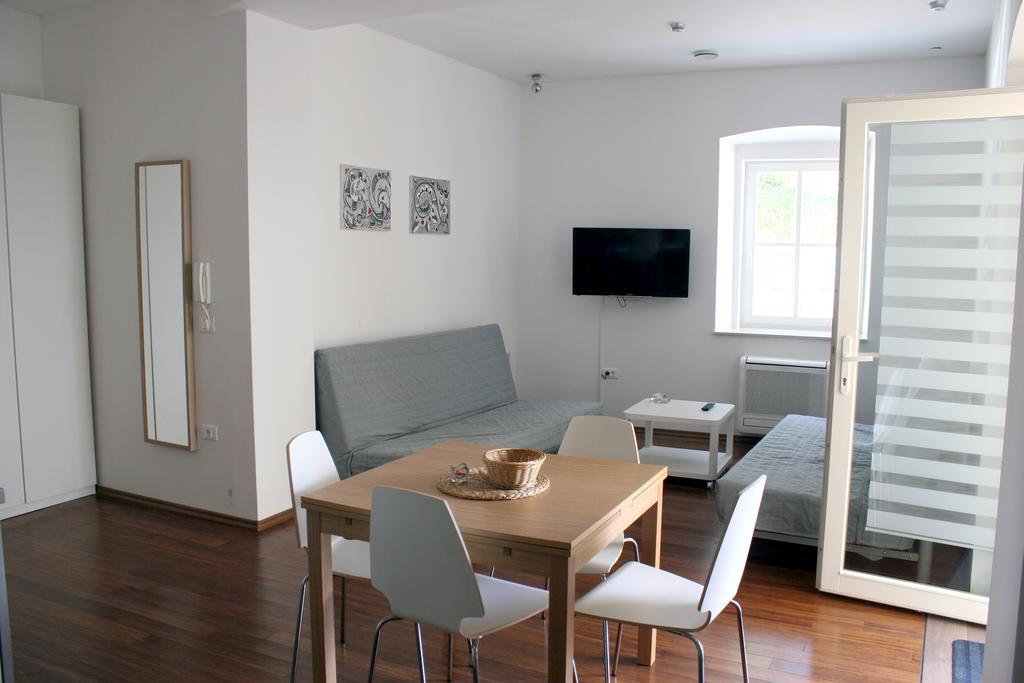 Park Apartments Izola Exterior foto